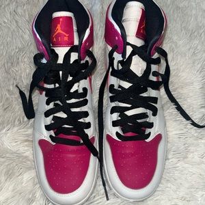 Nike air shoes size 8.5Y no box